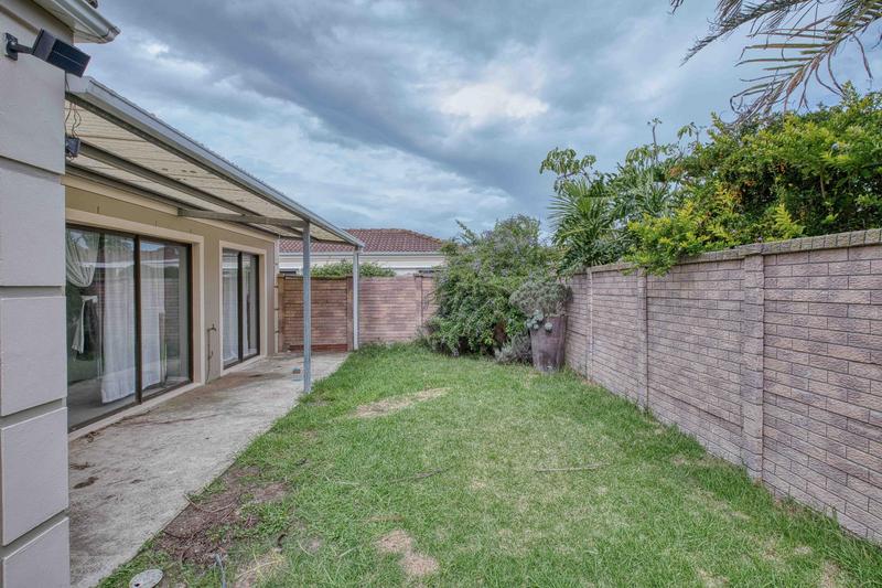 5 Bedroom Property for Sale in Port Elizabeth Eastern Cape